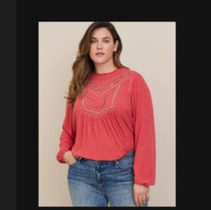 Torrid embroidered blouse